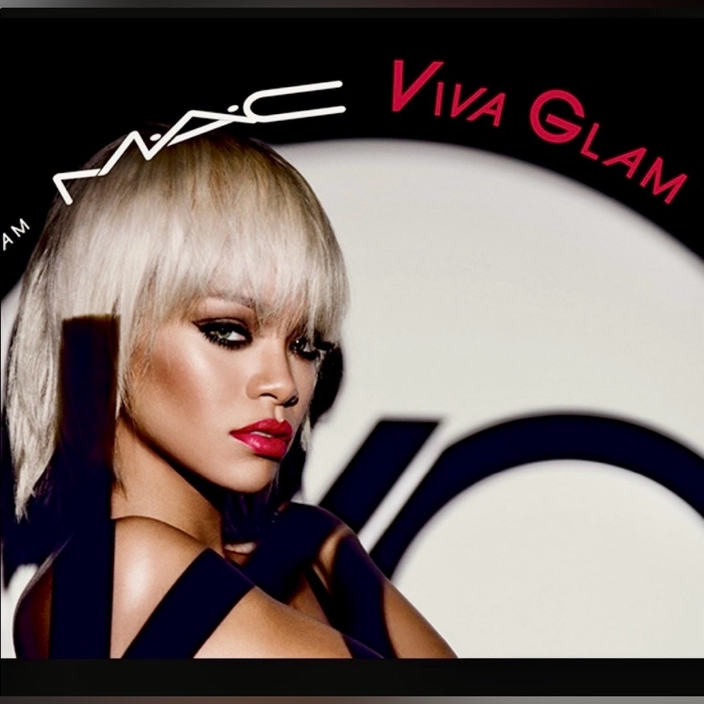 MAC x Rihanna - Viva Glam Lipglass - LIMITED-EDITION✨ 🍒 - Picture 3 of 10